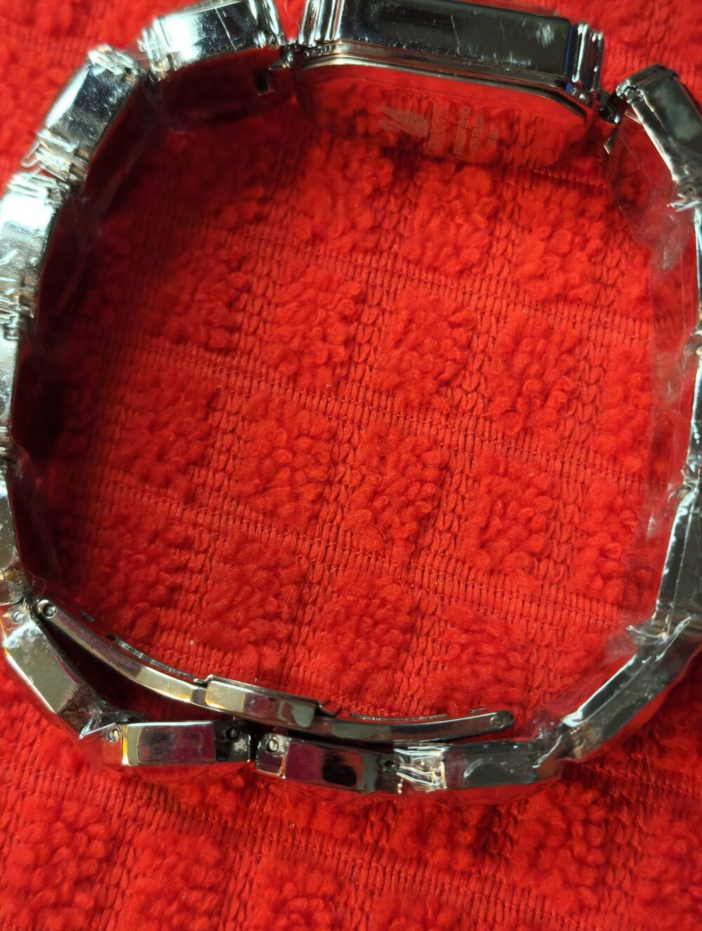Swarovski Swan Watch - Picture 5 of 16